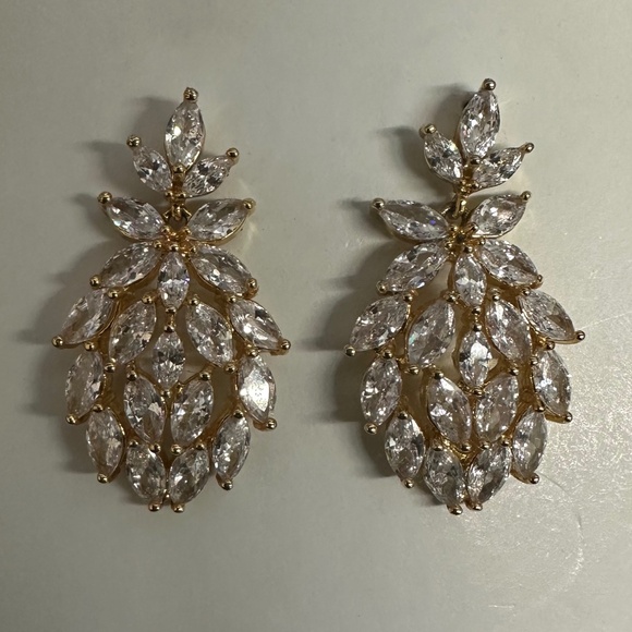DS Bridal Jewelry - Gold Bridal Earrings